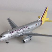 Airbus A319 im Maßstab 1:144